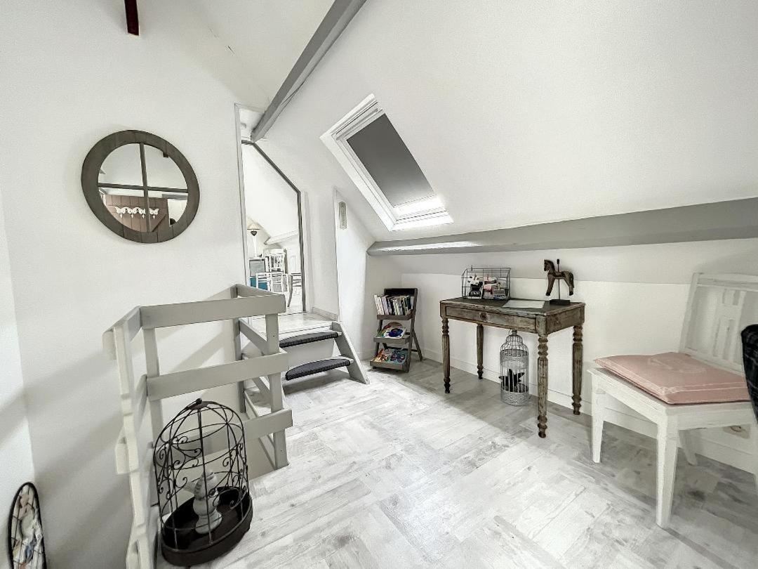 Chambres D'Hotes La Clef Des Champs Montpinchon エクステリア 写真