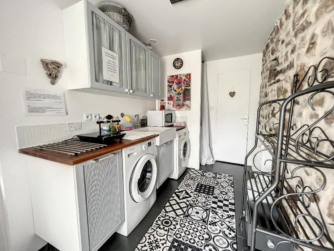 Chambres D'Hotes La Clef Des Champs Montpinchon エクステリア 写真