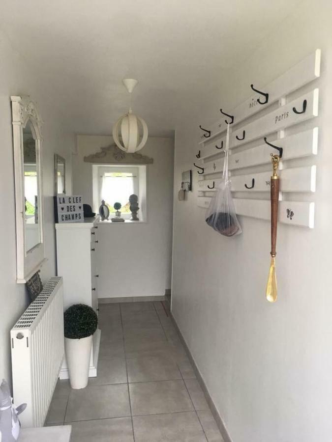 Chambres D'Hotes La Clef Des Champs Montpinchon エクステリア 写真