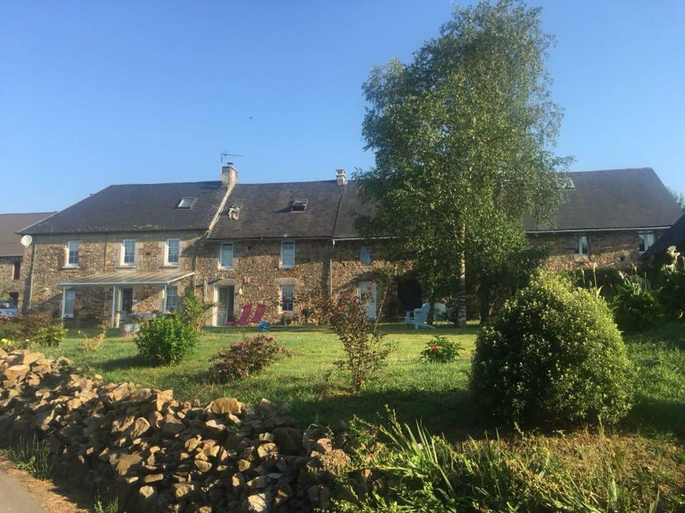 Chambres D'Hotes La Clef Des Champs Montpinchon エクステリア 写真
